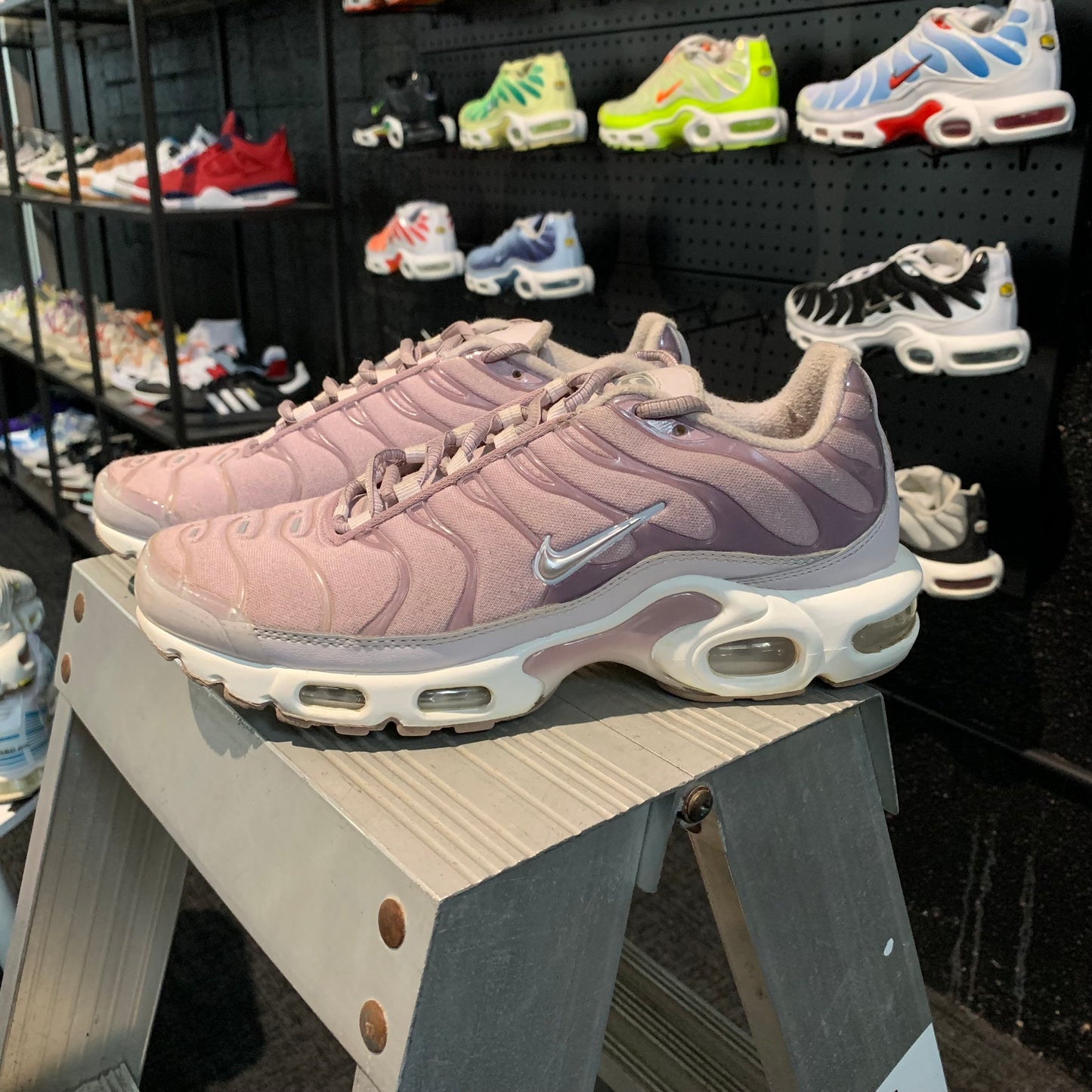 Nike Air Max Plus 'TN' Plum Fog (W) (Second hand)