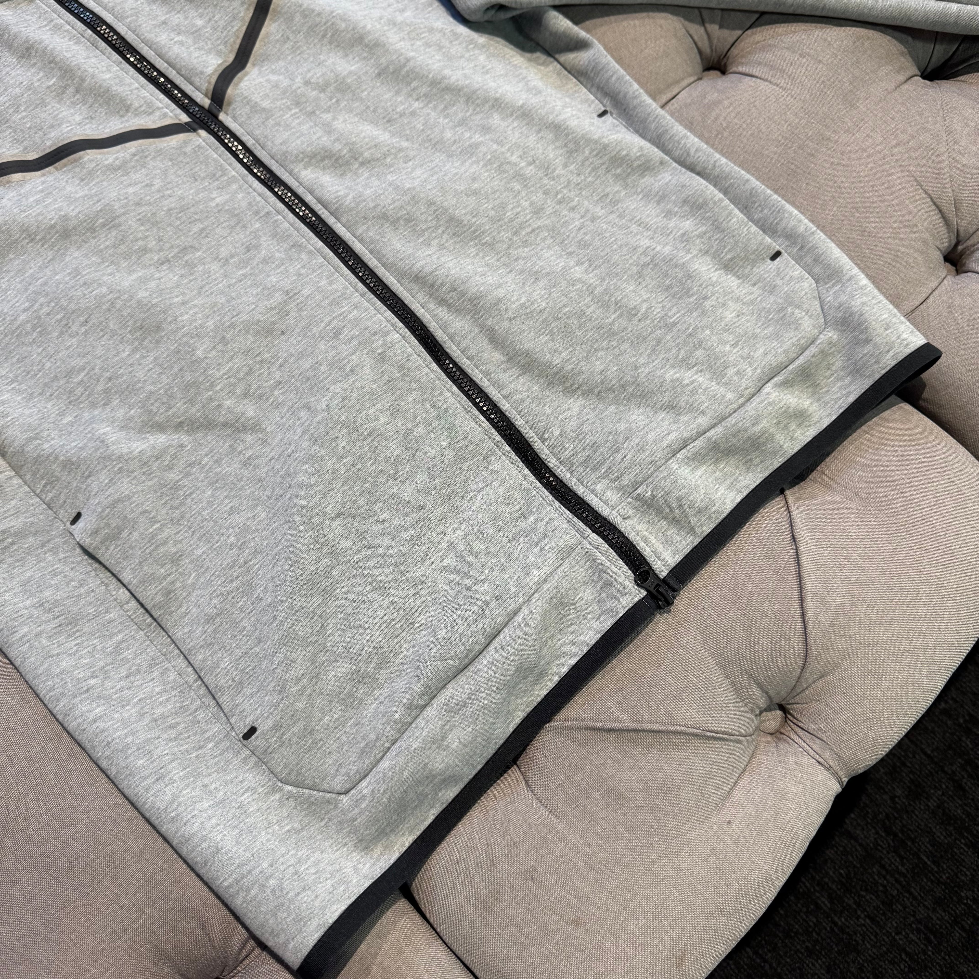 Nike Tech Fleece Jacket 'Grey' (Second hand)