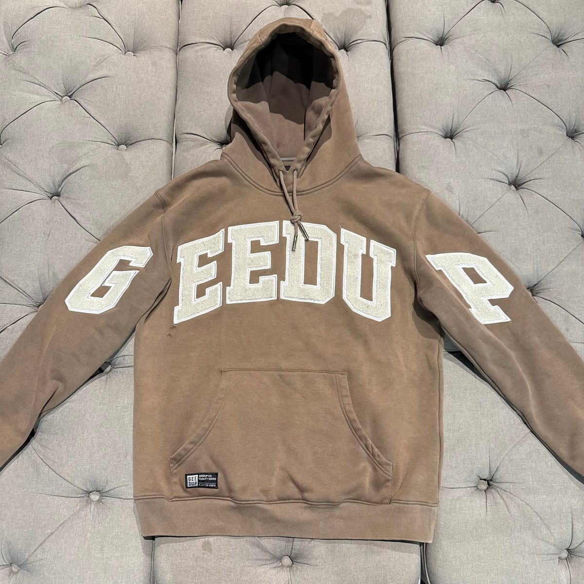 Geedup Team Logo Hoodie 'Brown Cream' (Second hand)