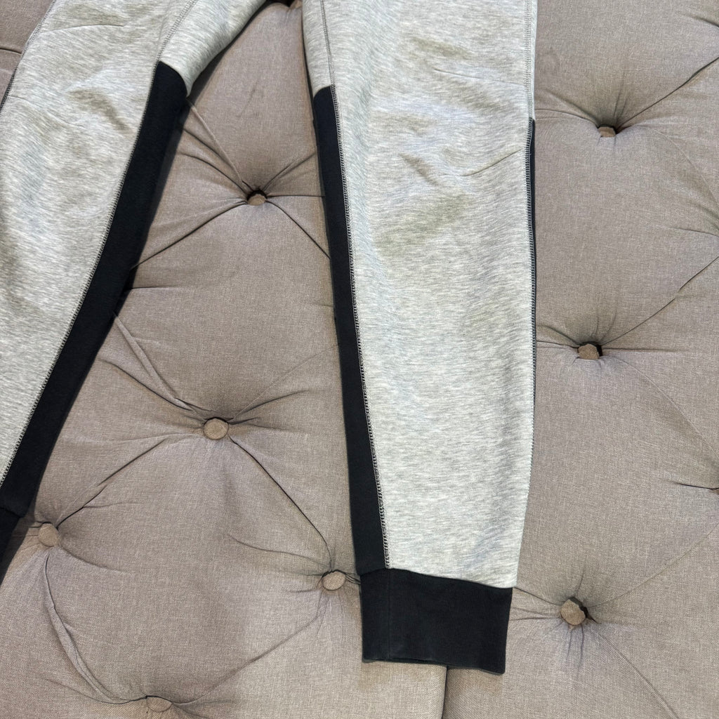 Nike Tech Fleece Pants 'Grey Black' (Second hand)