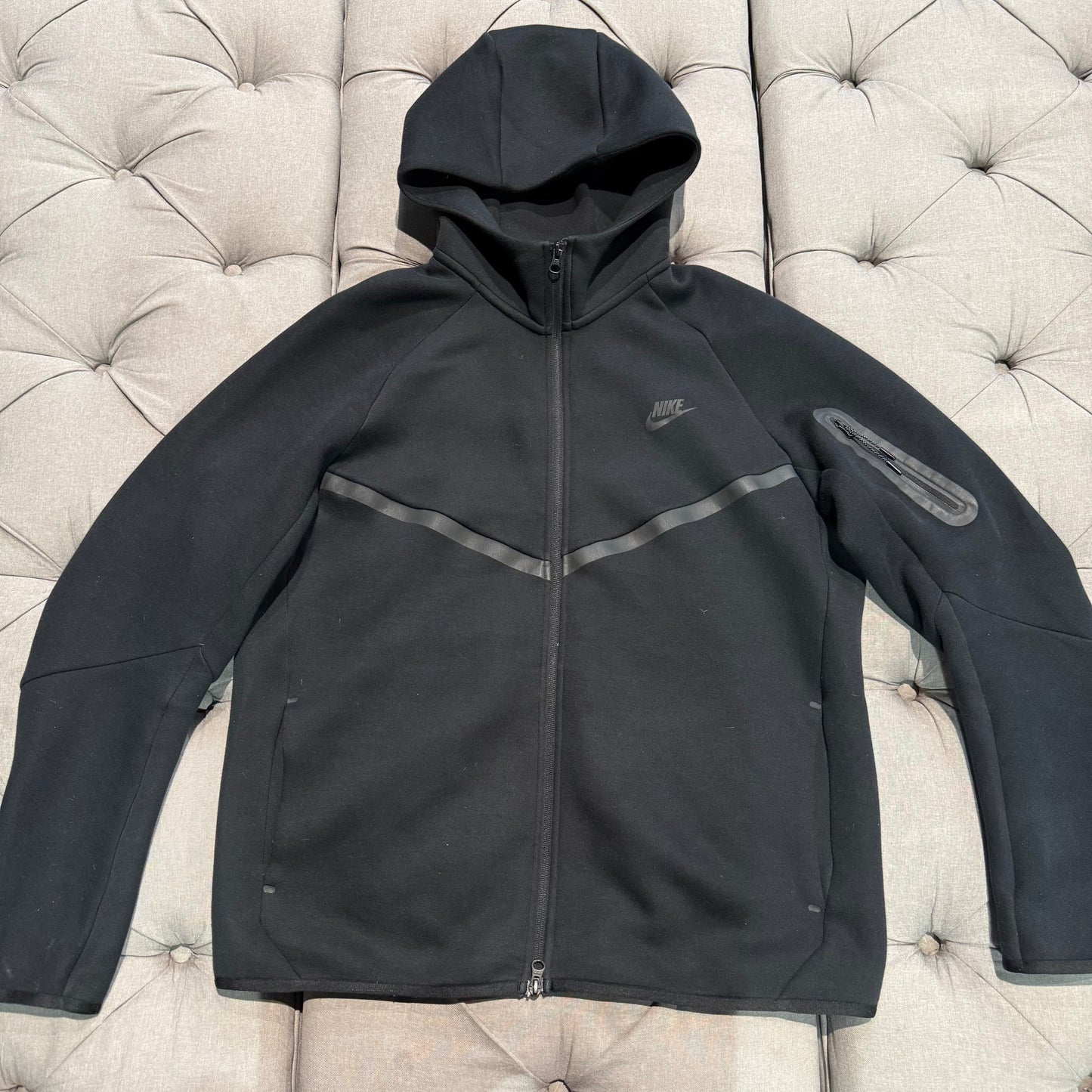 Nike Tech Fleece Jacket 'Black' (Second hand)