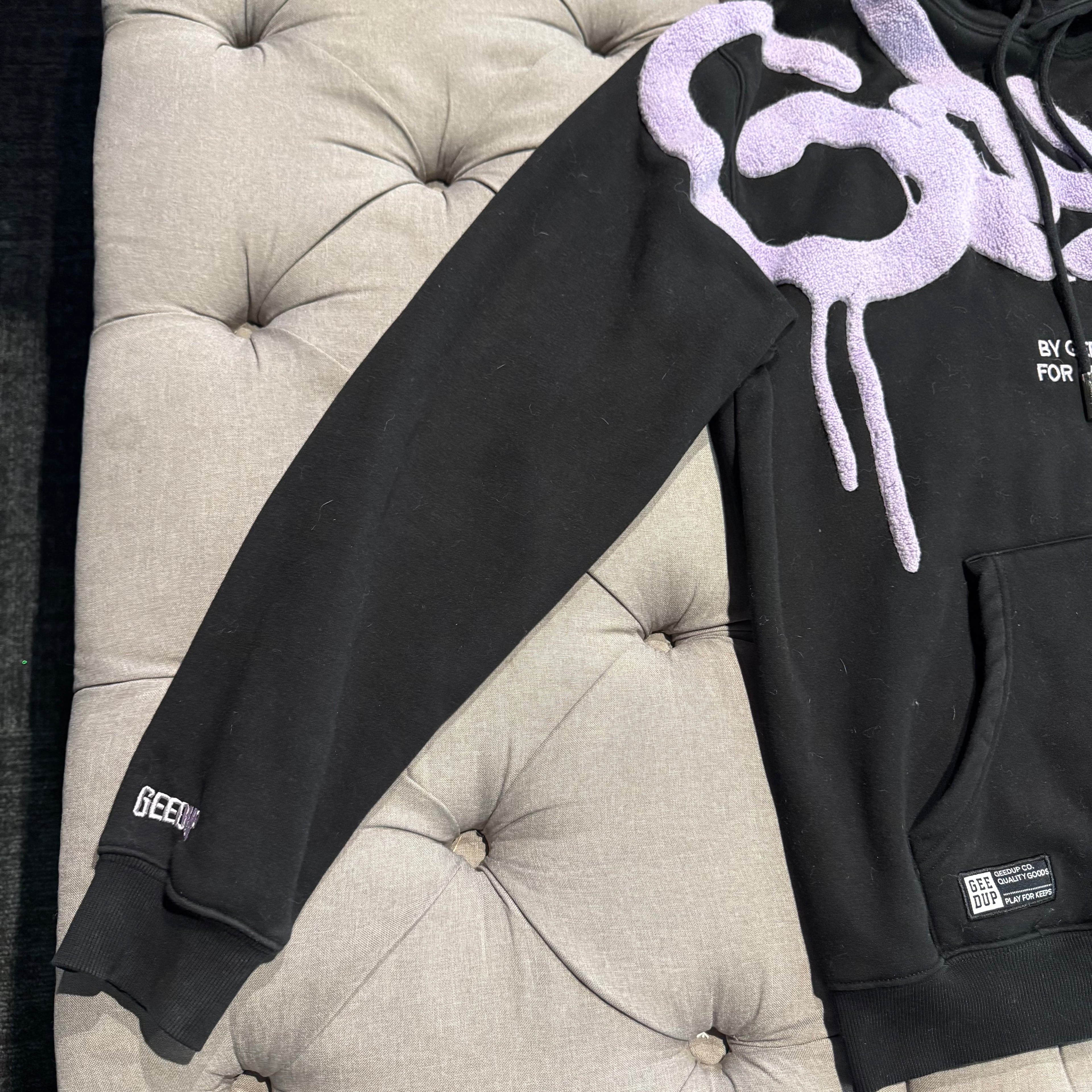 Geedup Handstyle Hoodie 'Black Purple' (Second hand)