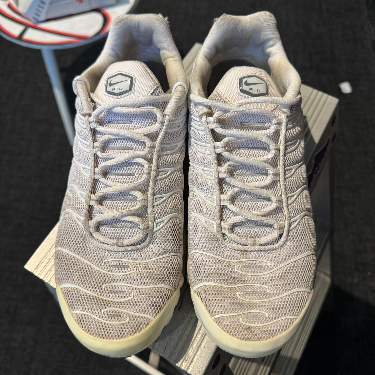Nike Air Max Plus TN 'Triple White Casper' (Second hand)
