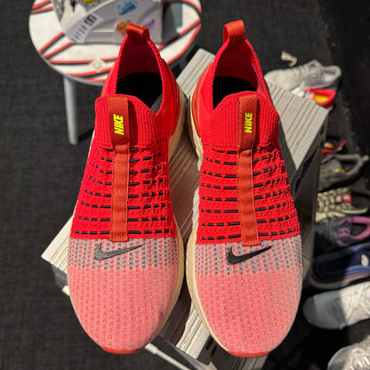 Nike React Phantom Run Flyknit 2 'Cream Red Neon' (Second hand)
