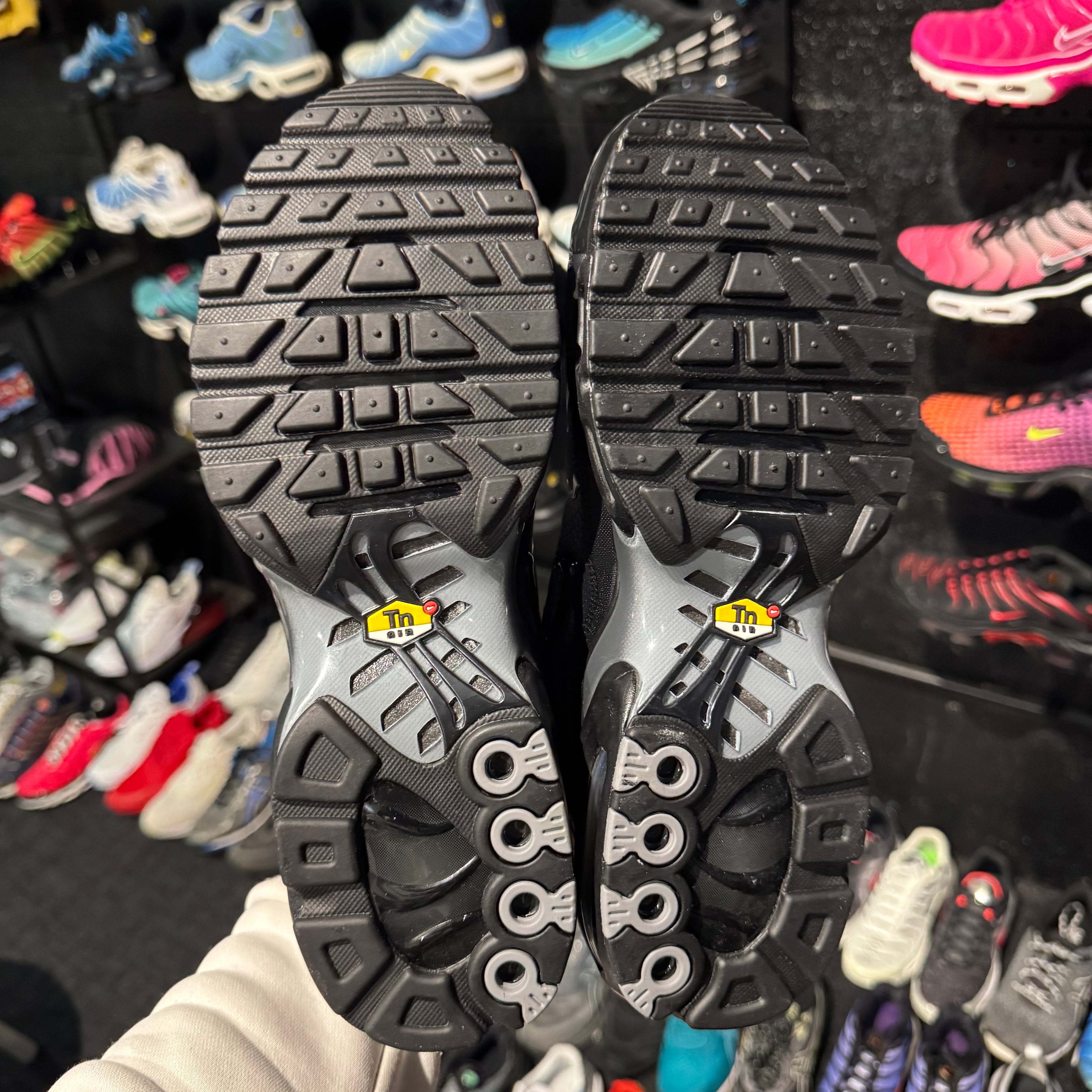 Paris Saint Germain x Nike Air Max Plus TN 'Black Particle Grey' (Brand New)