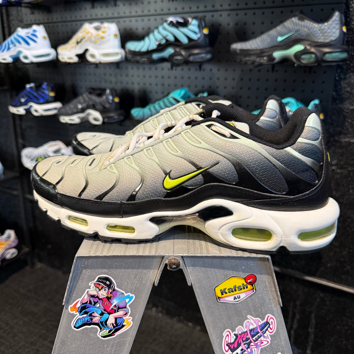 Nike Air Max Plus TN 'Black Bright Cactus' (Second hand)