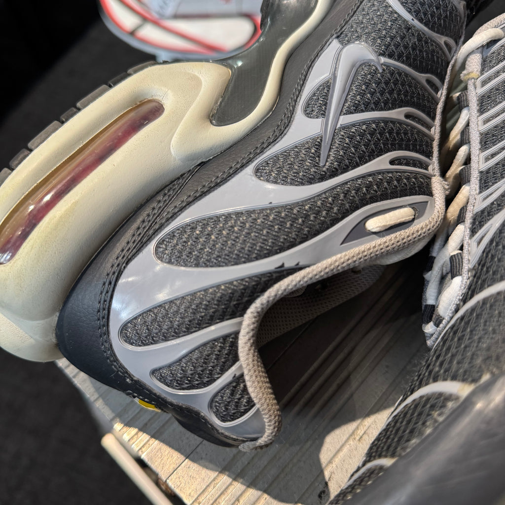 Nike Air Max Plus TN SE 'Iron Cool Grey' (Second hand)