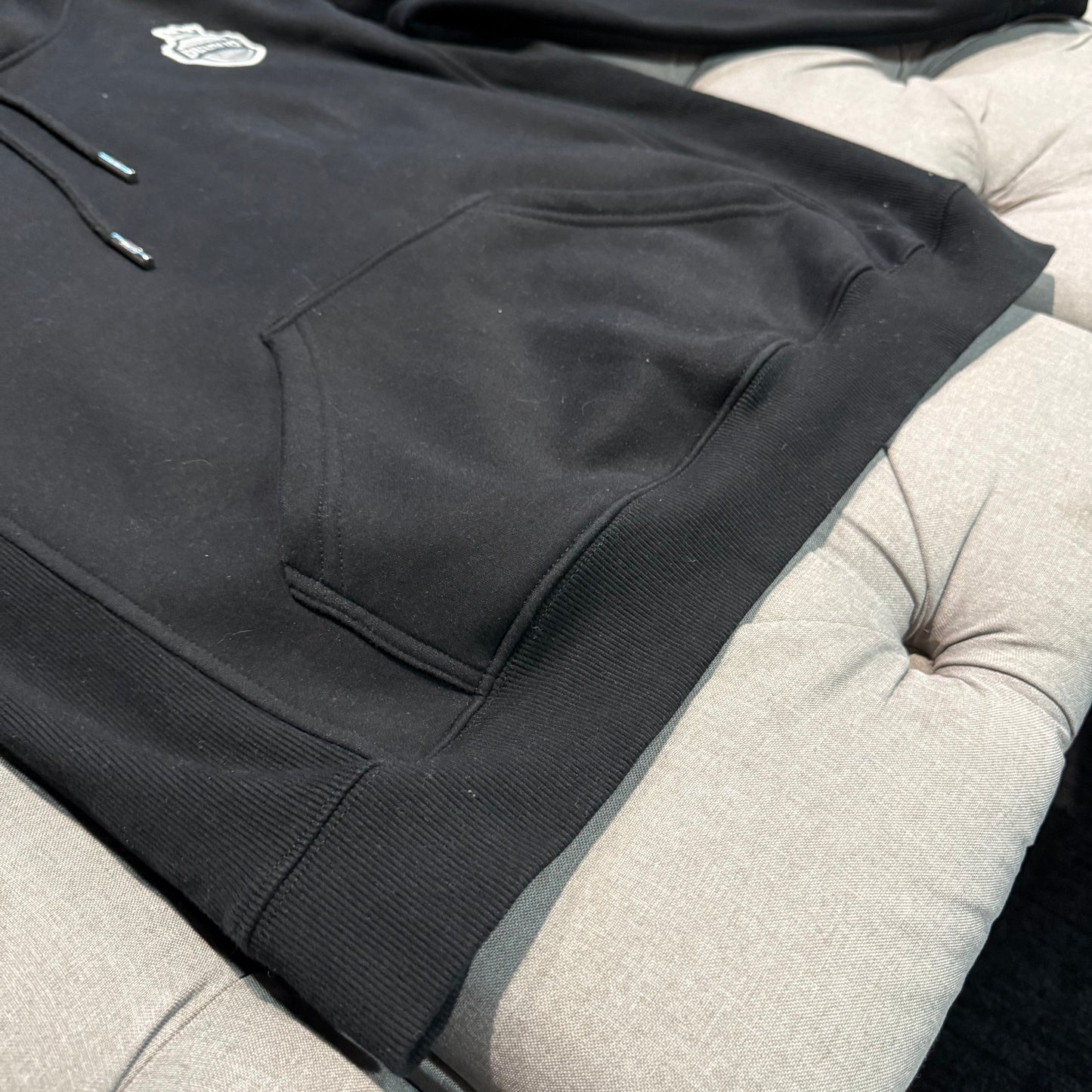 Geedup Since 2010 Emblem Logo Hoodie 'Black' (Second hand)
