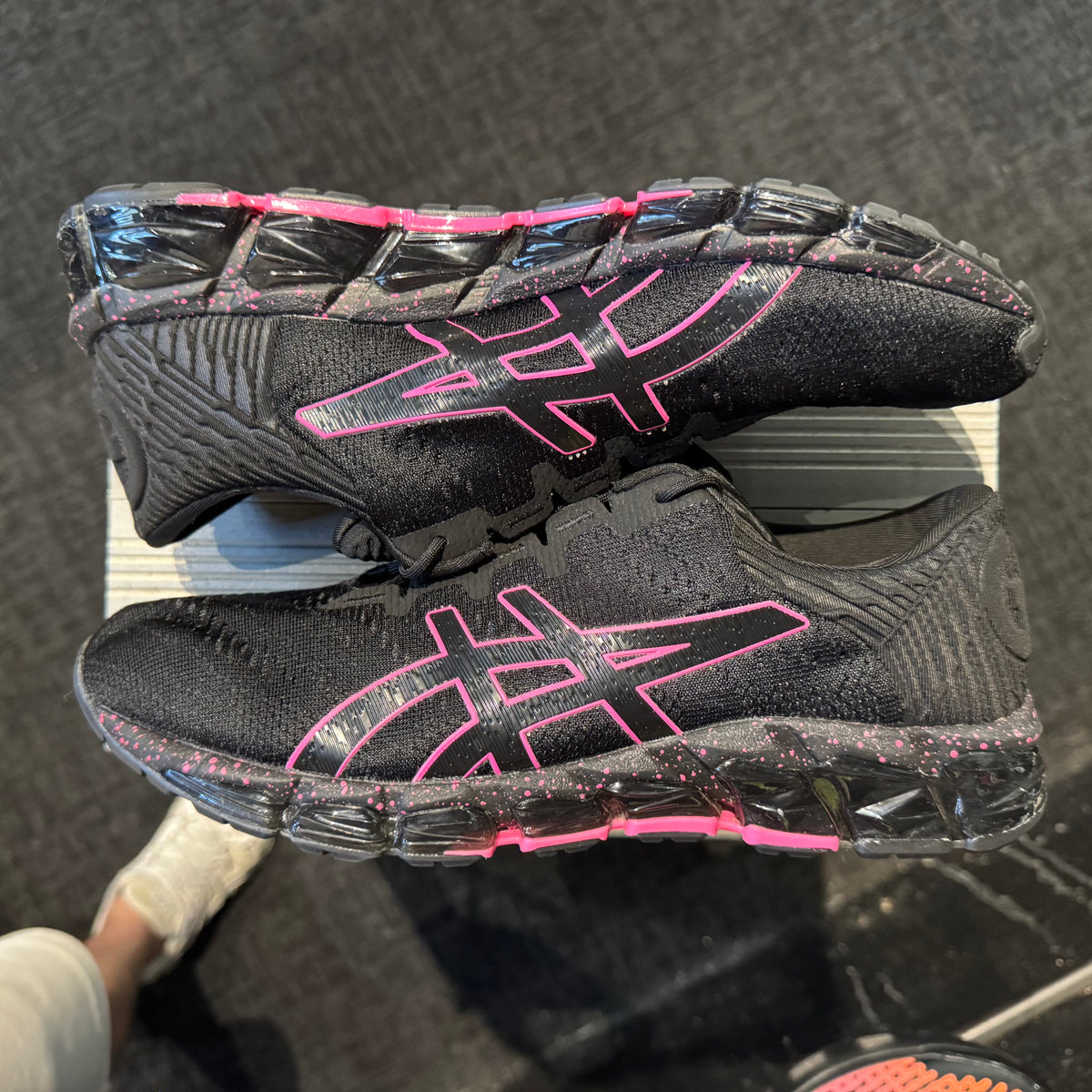 Asics Gel Quantum 360 5 Tokyo Neon 'Black Pink' (Second hand)