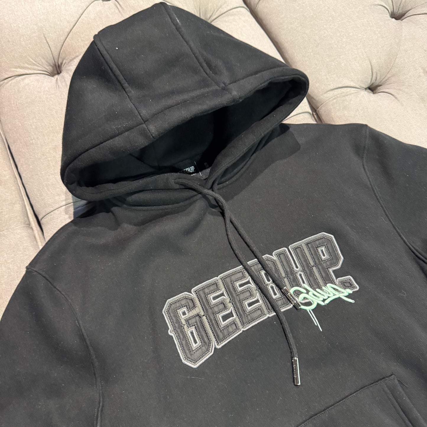 Geedup Play For Keeps Handstyle Hoodie 'Black Teal' (Second hand)