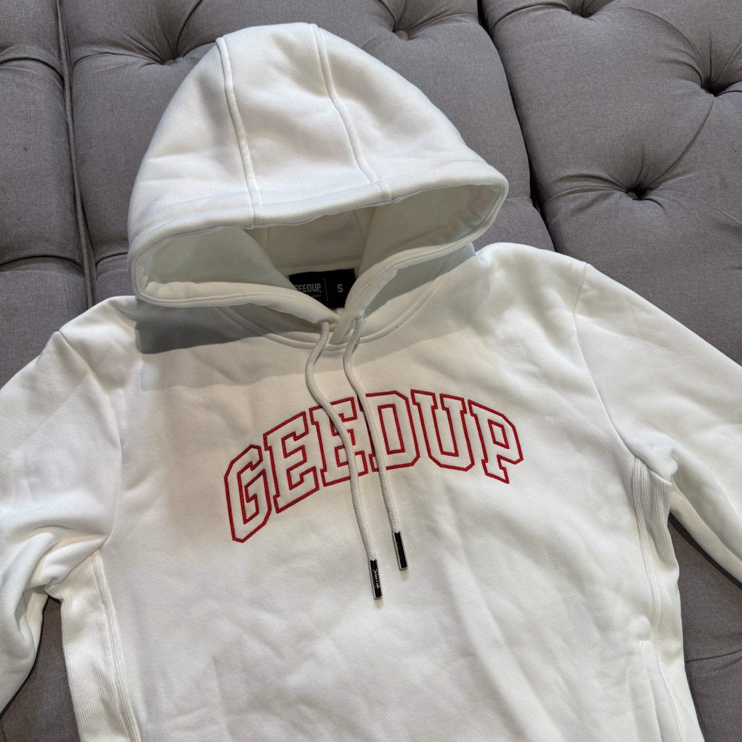 Geedup Team Logo Proud Hoodie 'White Red' (Second hand)