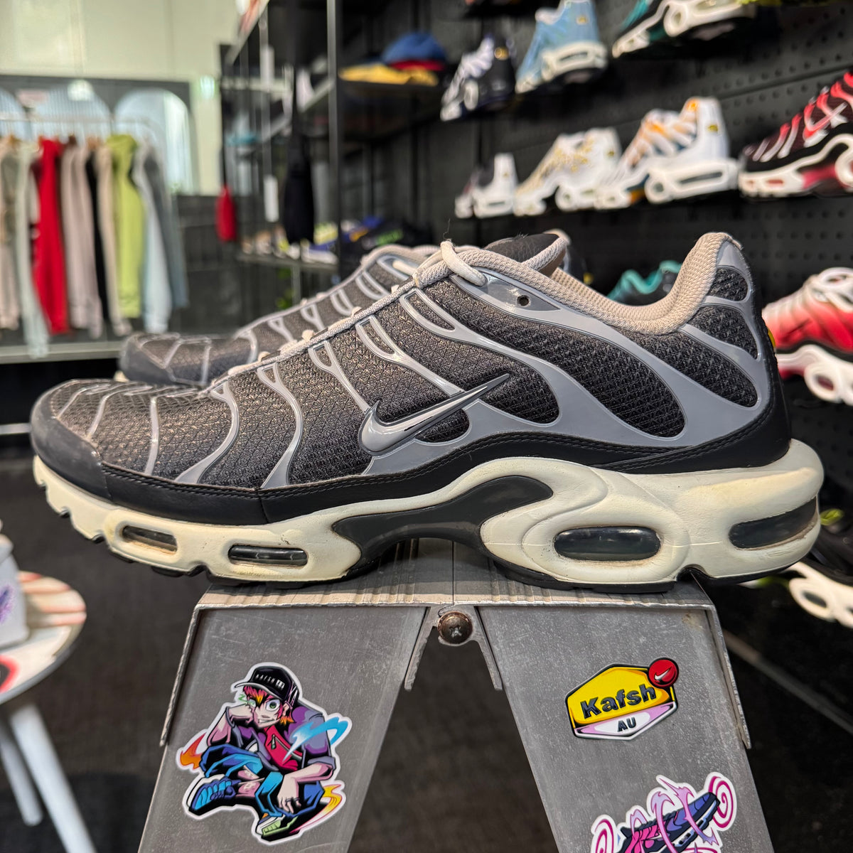 Nike Air Max Plus TN SE 'Iron Cool Grey' (Second hand)