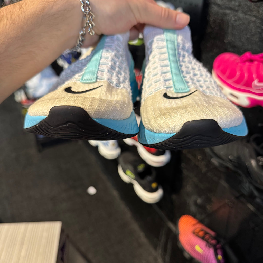 Nike React Phantom Run Flyknit 2 'Glacier' (Second hand)