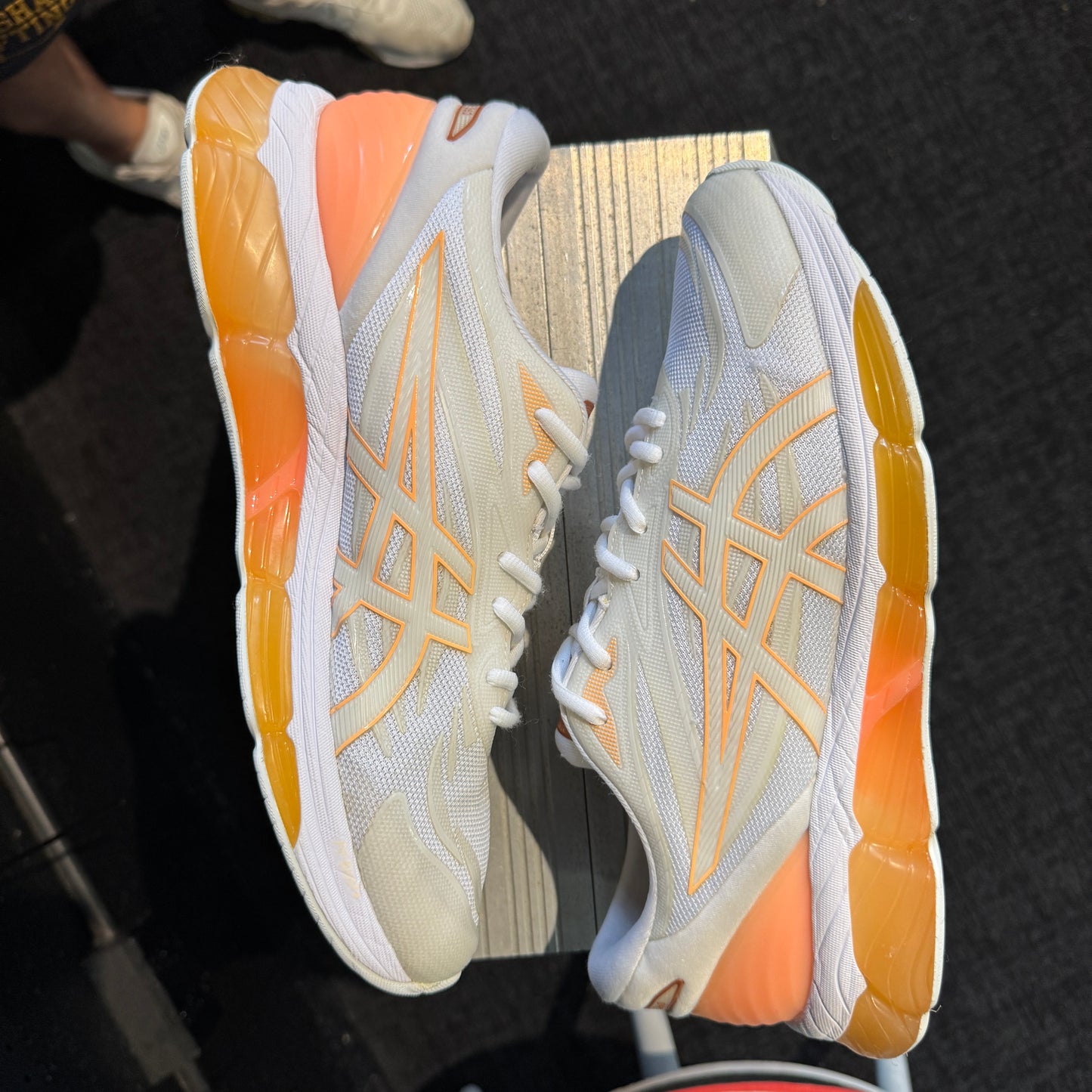 Asics Gel-Quantum 360 8 'White Bright Sunstone' (Second hand)
