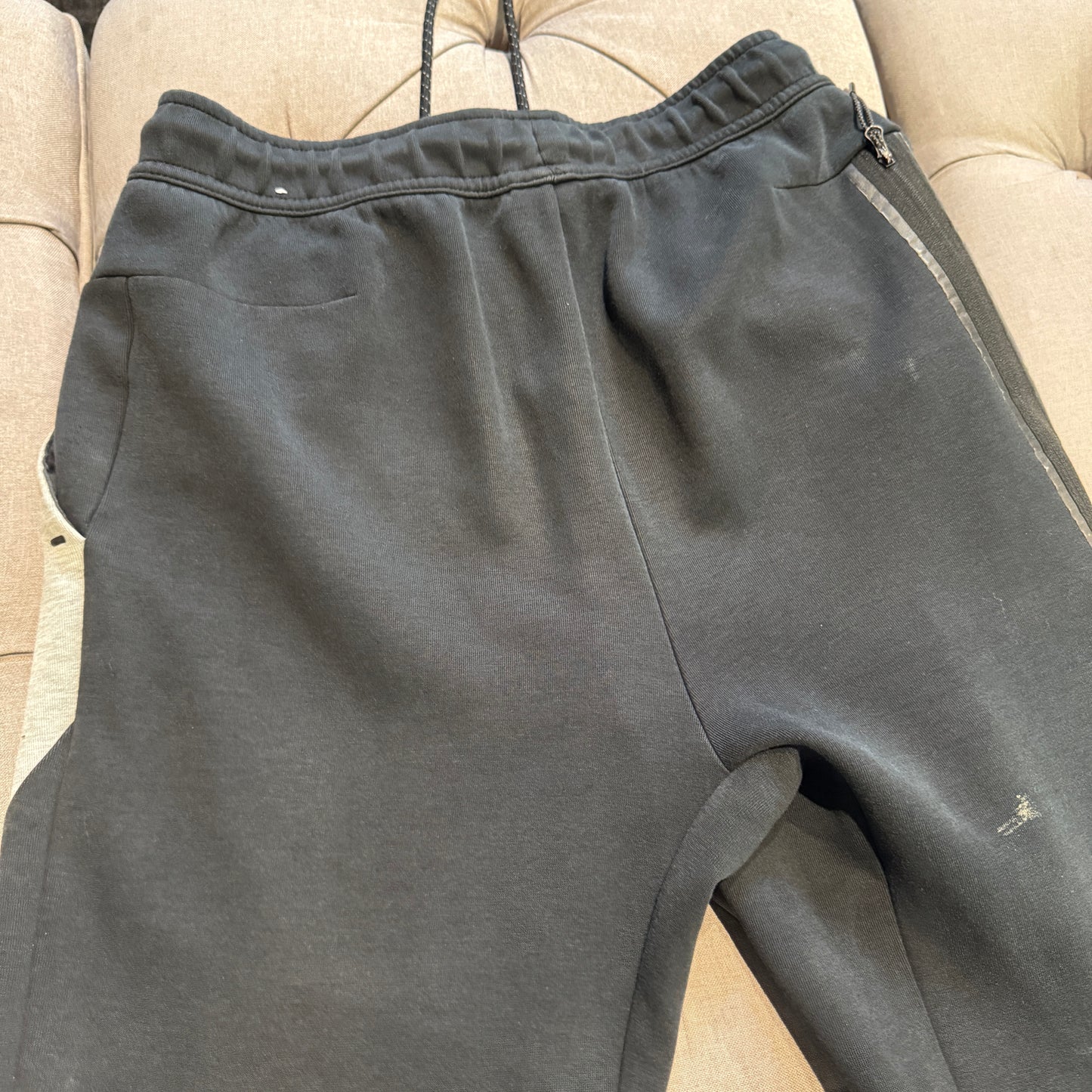 Nike Tech Fleece Pants 'Black Grey' (Second hand)