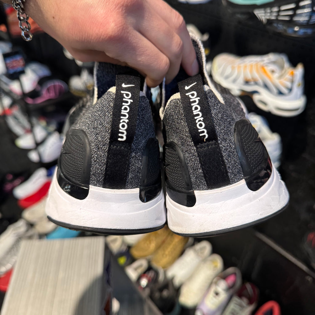 Nike Phantom Run React Flyknit 2 'Black White' (Second hand)