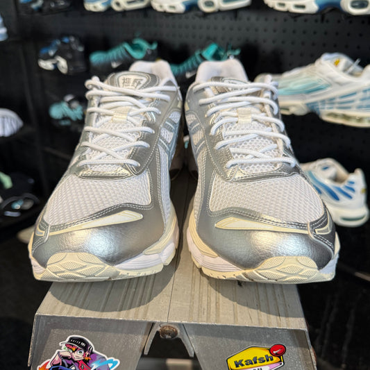 Asics Gel-Kayano 12.1 'White Dolphin Grey' (Second hand)