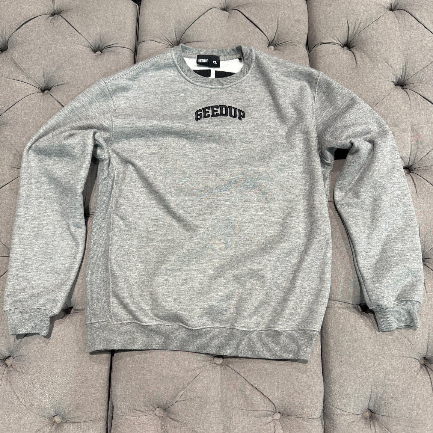 Geedup Us VS Them Crewneck 'Grey Black' (Second hand)