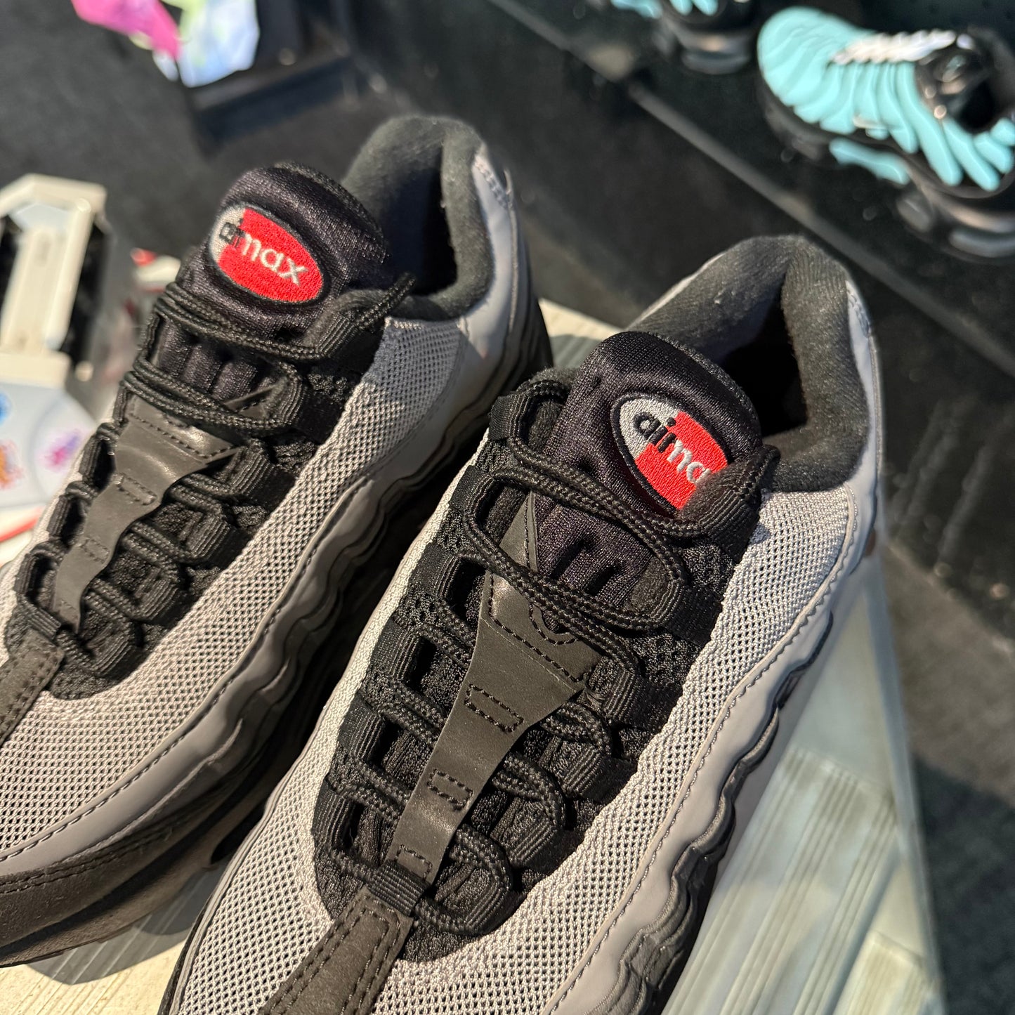 Nike Air Max 95 'Black Picante Red' (Second hand)