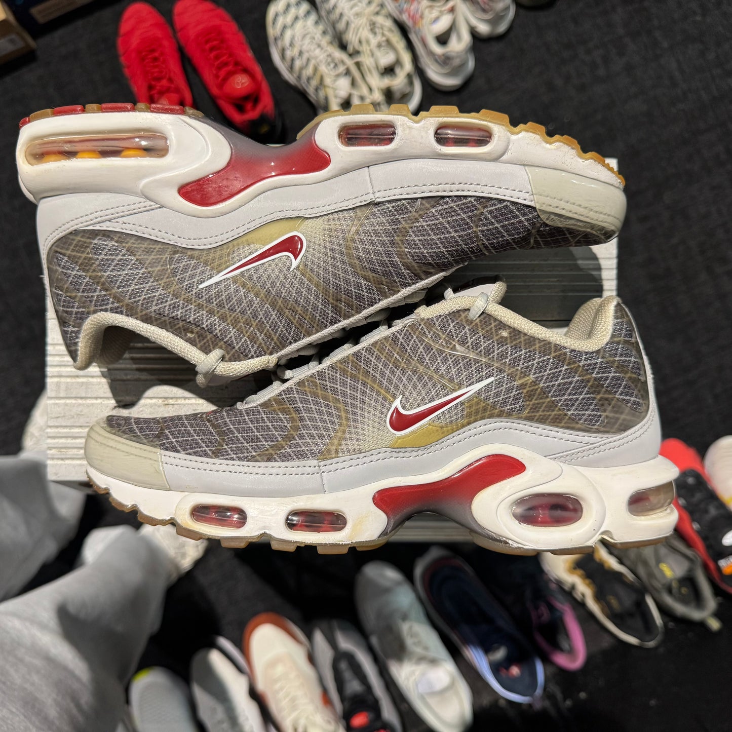 Nike Air Max Plus TN 'Wave Grid Grey' (Second hand)