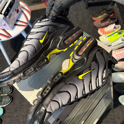 Nike Air Max Plus 'TN' Black Opti Yellow (Second hand)