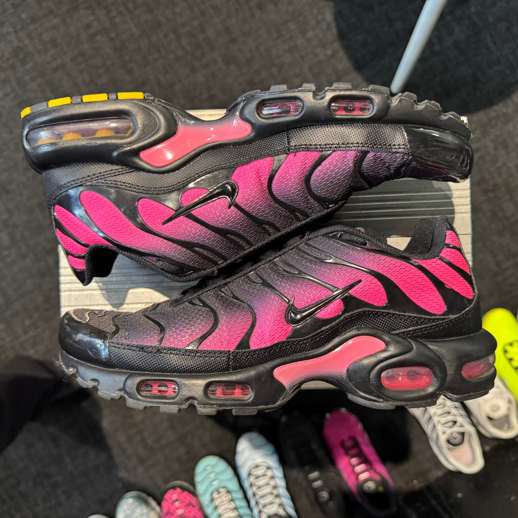 Nike Air Max Plus TN 'Black Hyper Pink' (Second hand)
