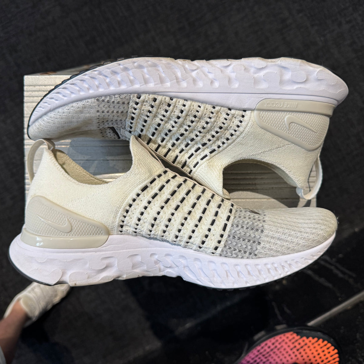 Nike React Phantom Run Flyknit 2 'Bone Cream' (Second hand)