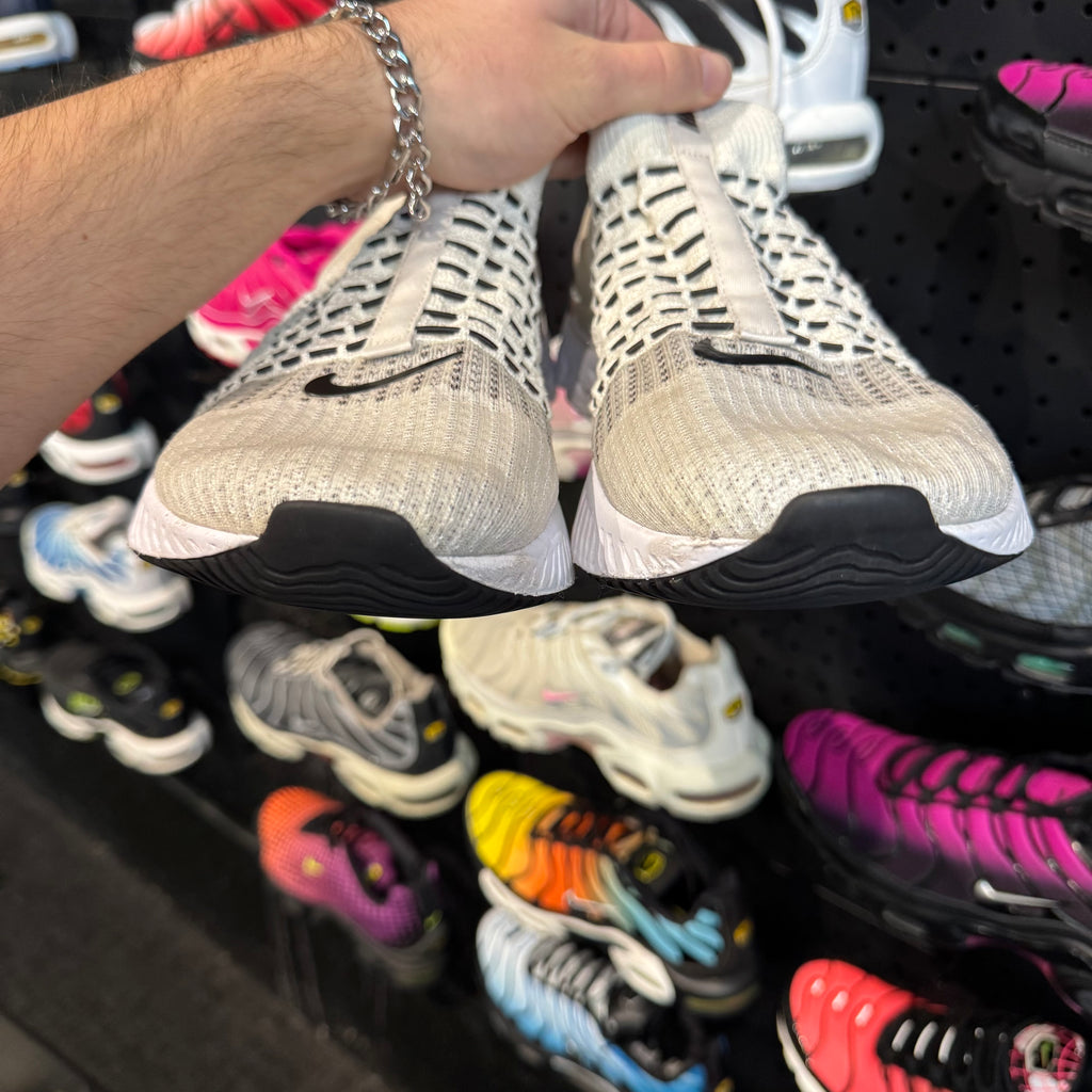 Nike React Phantom Run Flyknit 2 'Bone Cream' (Second hand)