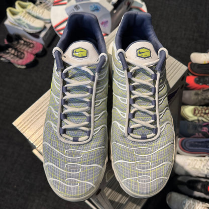 Nike Air Max Plus TN 'Pebble Grey Lime Green' (Second hand)