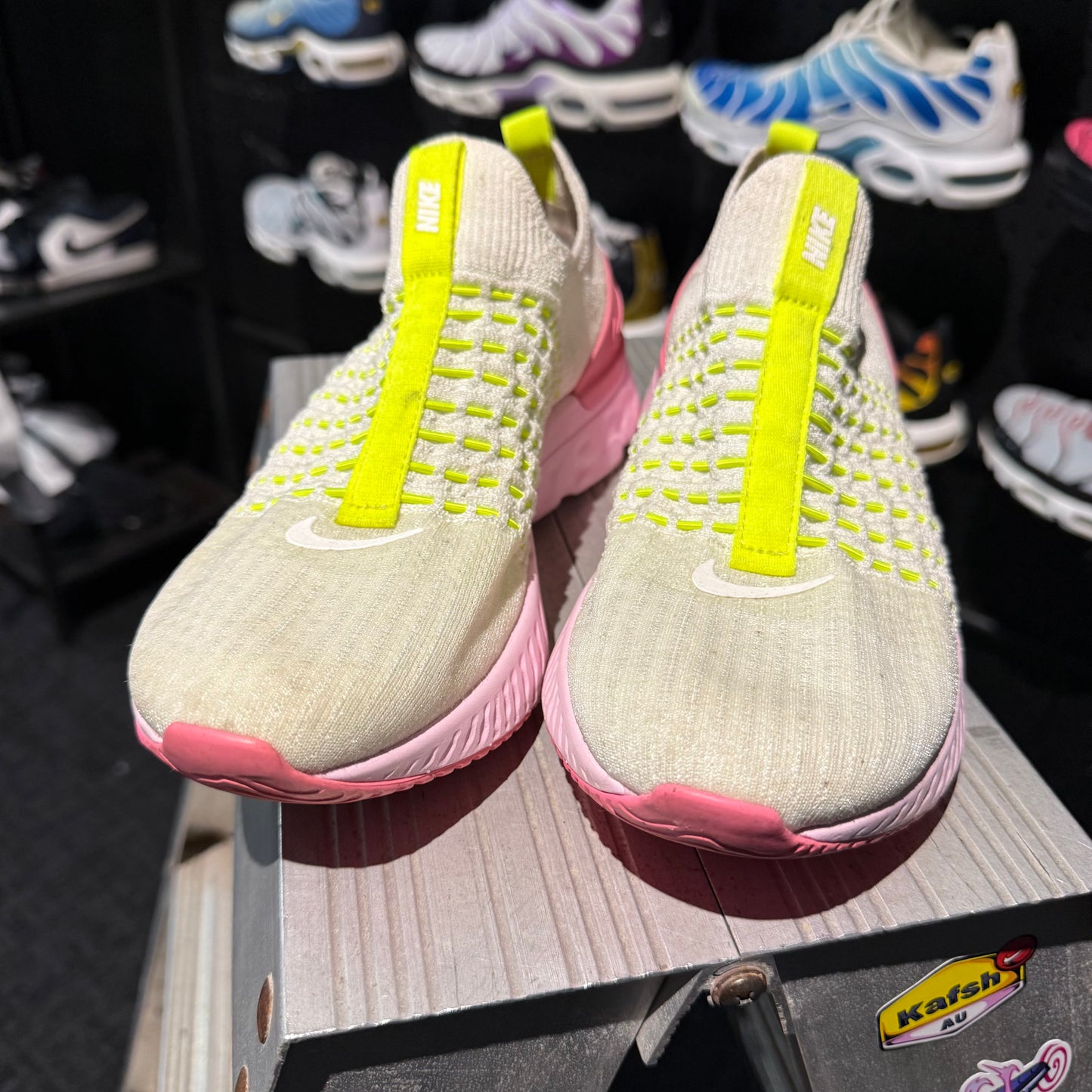 Nike React Phantom 2 'White/Volt Pink' (Second hand)