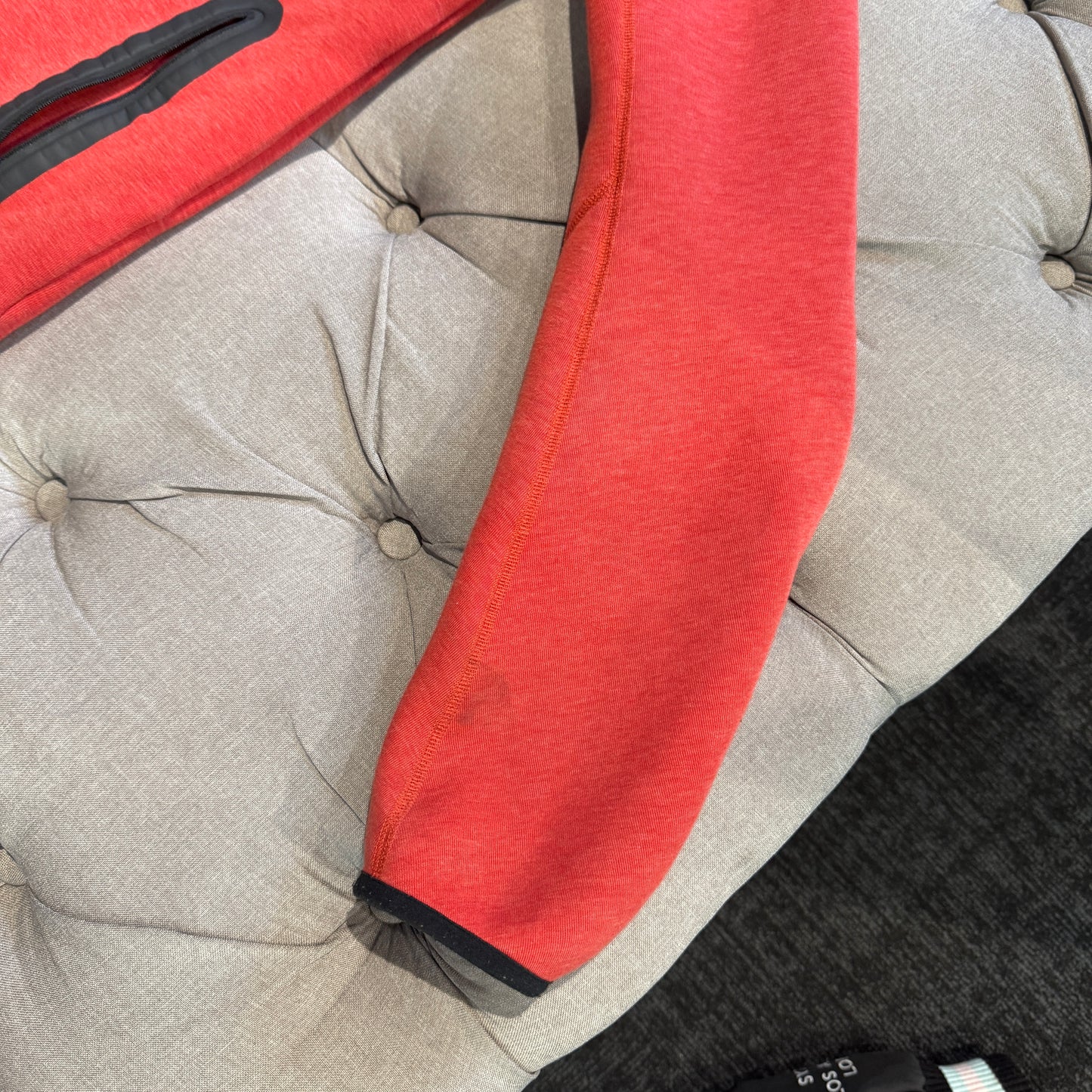 Nike Tech Fleece Jacket 'Washed Red' (Second hand)