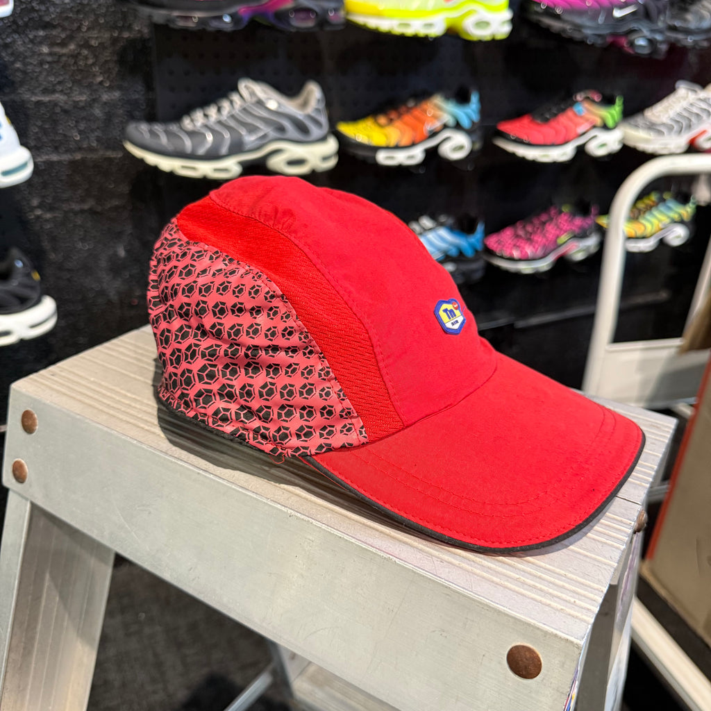 Nike Tri Panel Hexagon Gradient TN Cap 'Red Dusty Pink' 2003 (Second Hand)