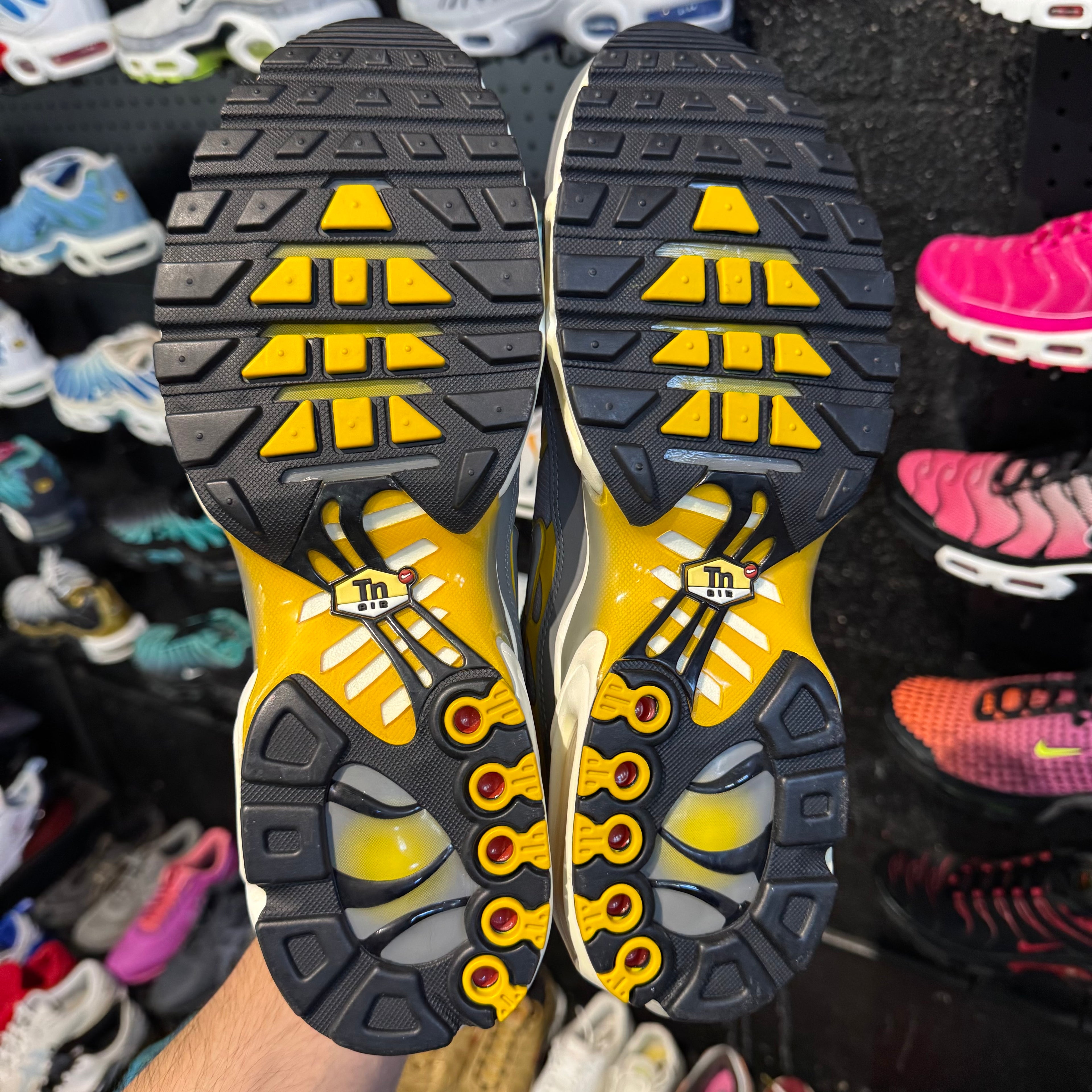 Nike Air Max Plus TN 'Sulphur' (Brand New)