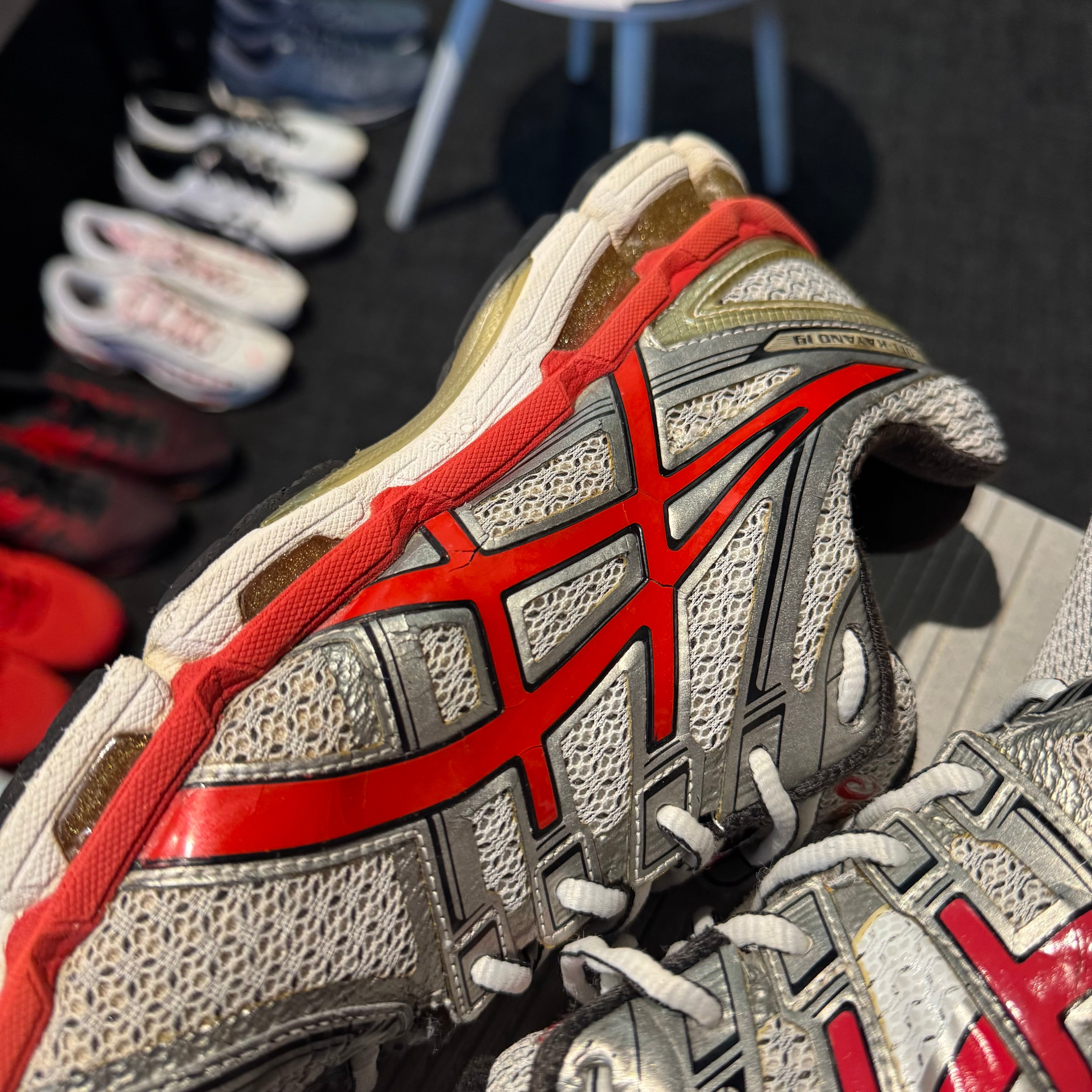 Asics Gel-Kayano 19 'Steel Red Titanium' (2012) (Second hand)