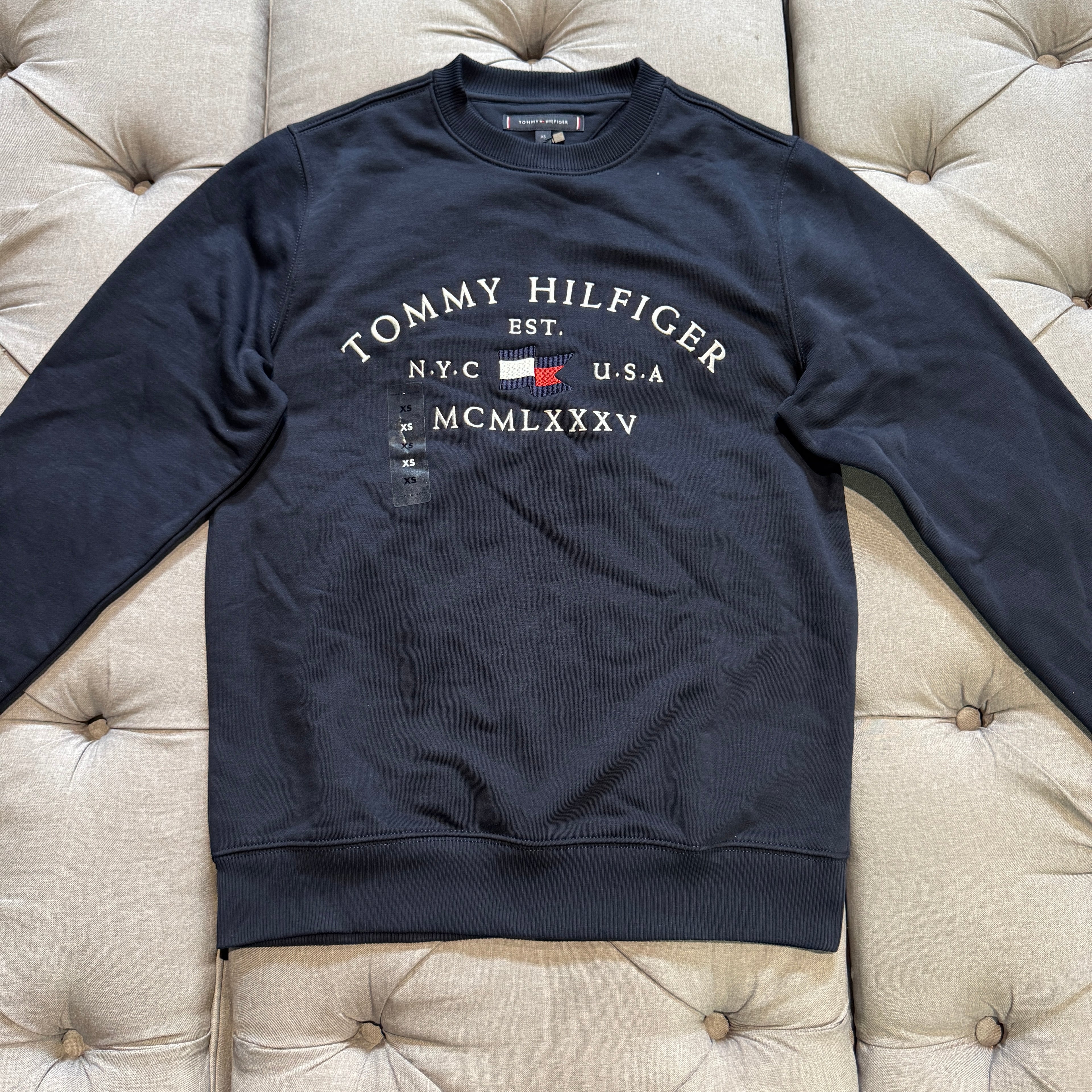 Tommy Hilfiger Embroided Chest Logo Crewneck 'Navy'