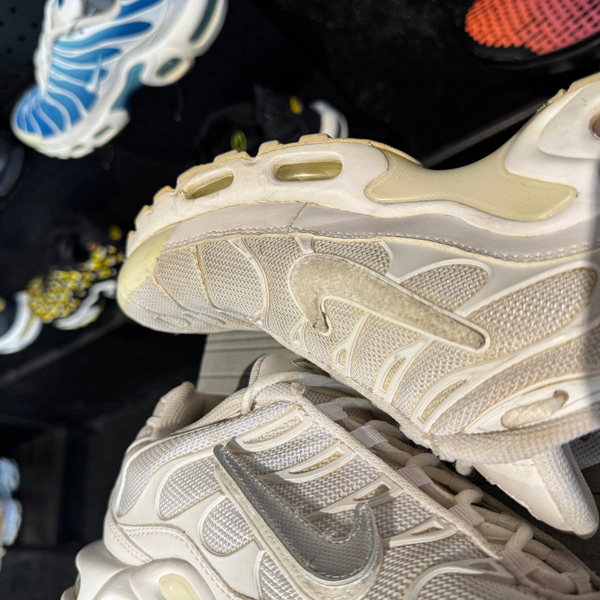 Nike Air Max Plus TN 'Triple White Casper White Removeable Swoosh' (Second hand)