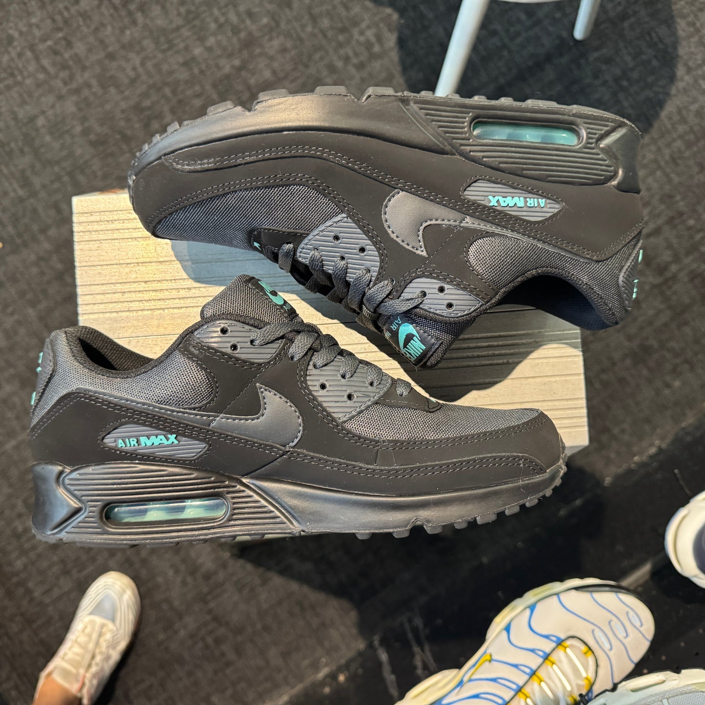 Nike Air Max 90 'Black Tiffany' (Second hand)