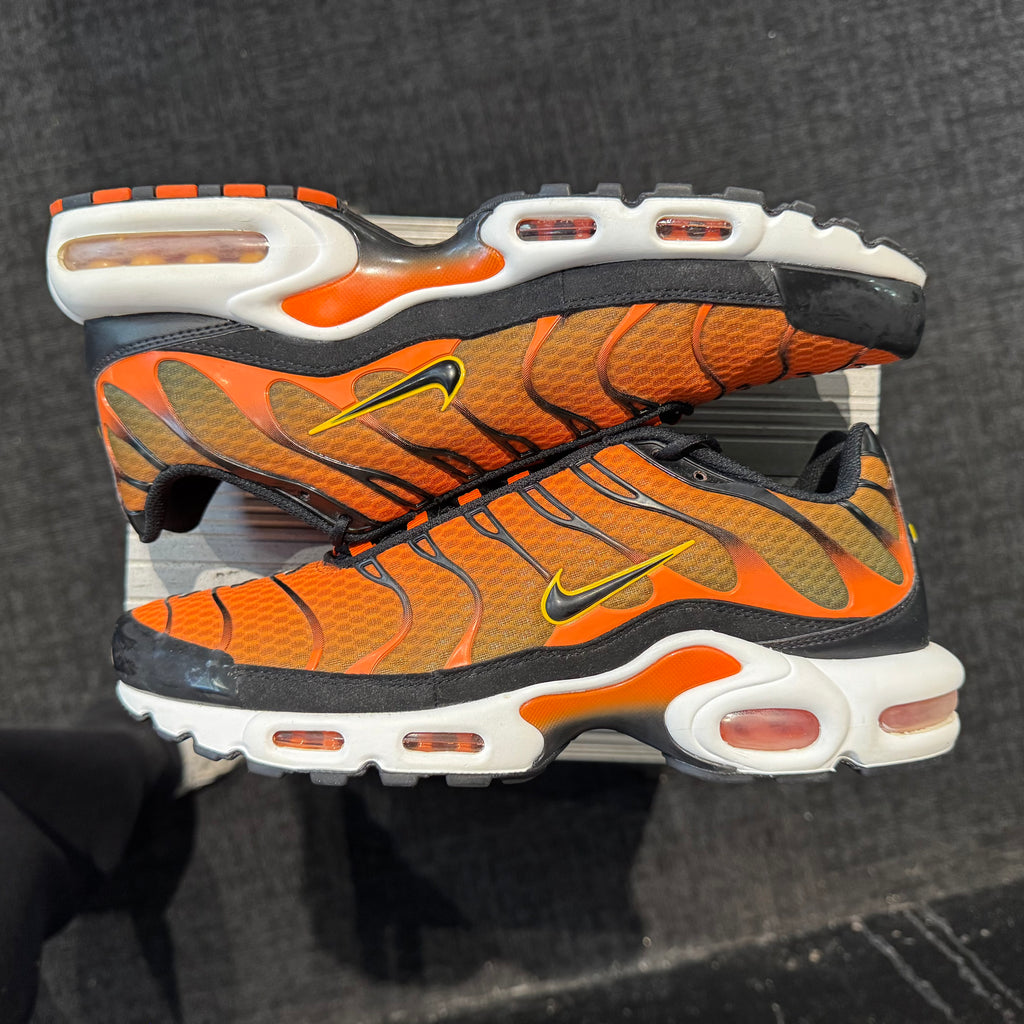 Nike Air Max Plus TN 'Safety Orange' (Brand New)