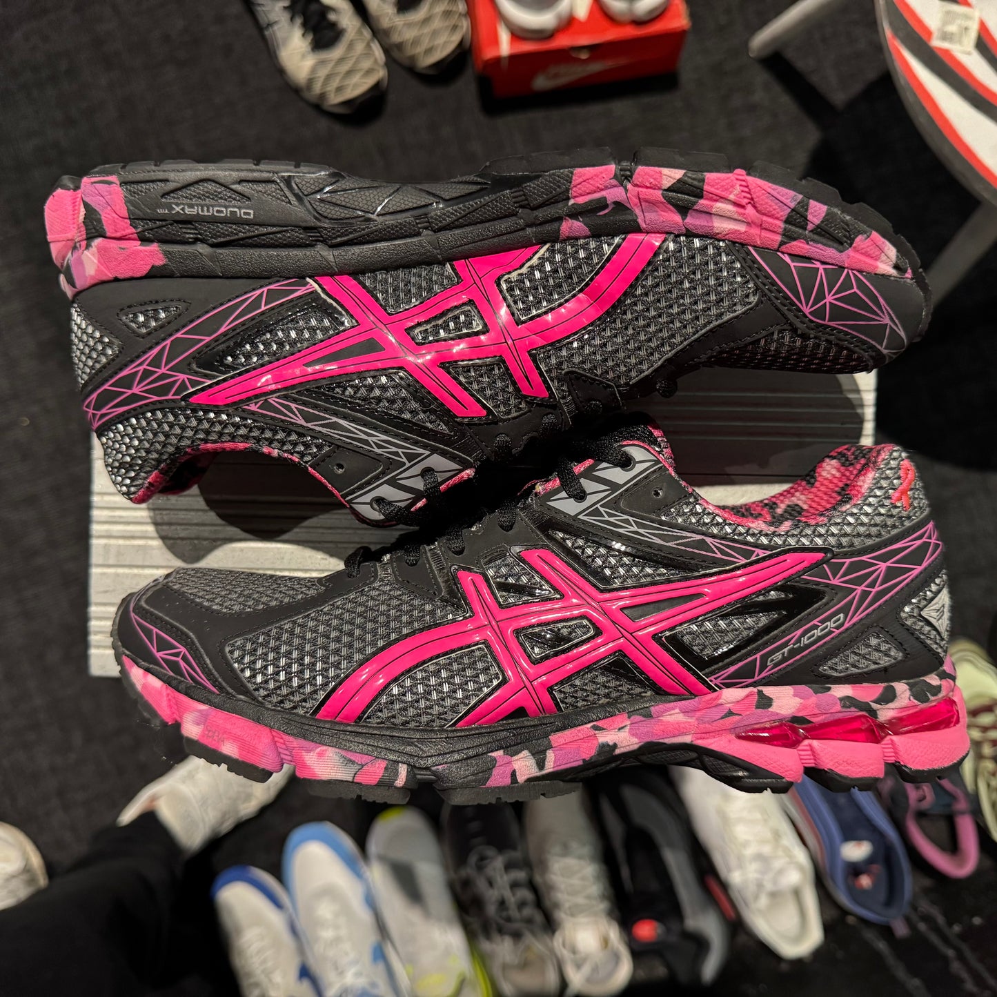 Asics GT-1000 3 'Black Pink Ribbon' (Second hand)