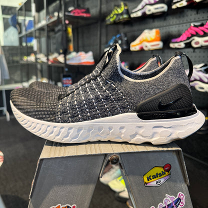 Nike React Phantom Run 2 'Black White' (Second hand)