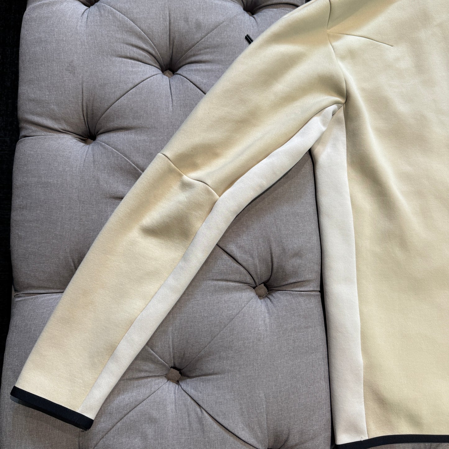 Nike Tech Fleece Jacket 'Cream Beige' (Second hand)