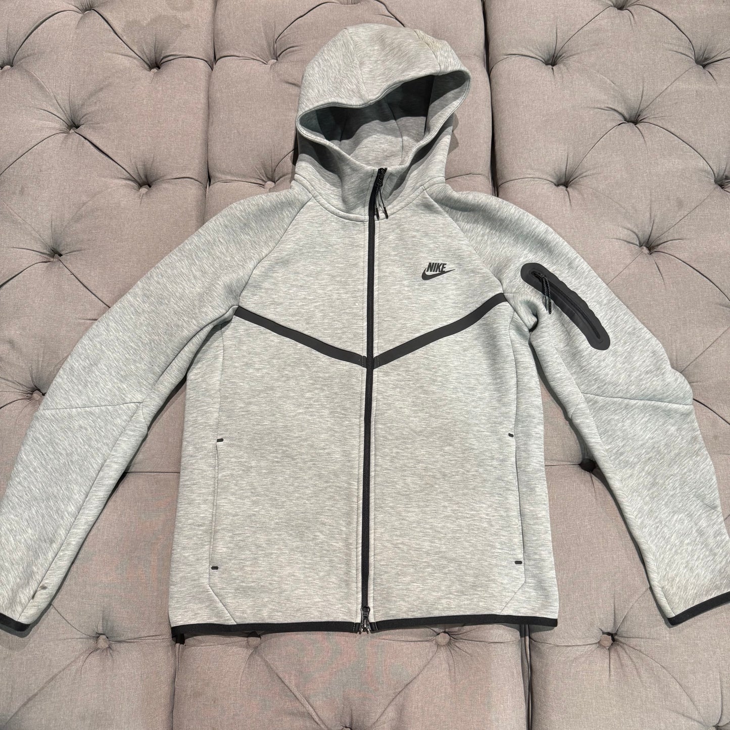 Nike Tech Fleece Jacket 'Grey' (Second hand)