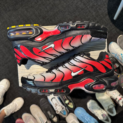 Nike Air Max Plus TN 'Red Fade' (Second hand)