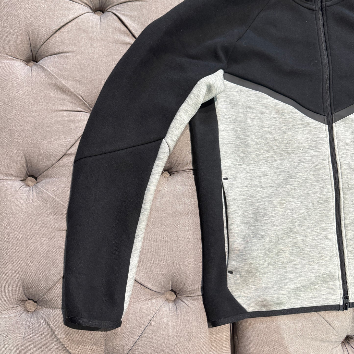 Nike Tech Fleece Jacket 'Black Grey' (Second hand)