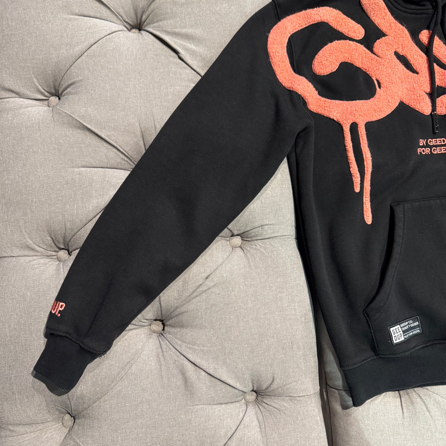 Geedup Handstyle Hoodie 'Black Peach' (Second hand)