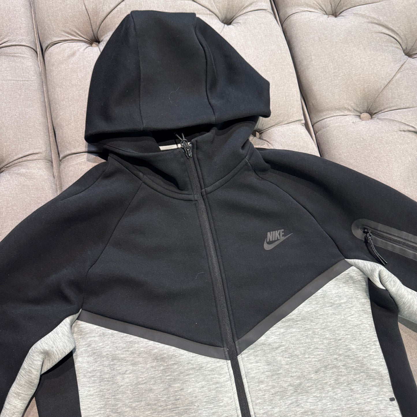 Nike Tech Fleece Jacket 'Black Grey' (Second hand)