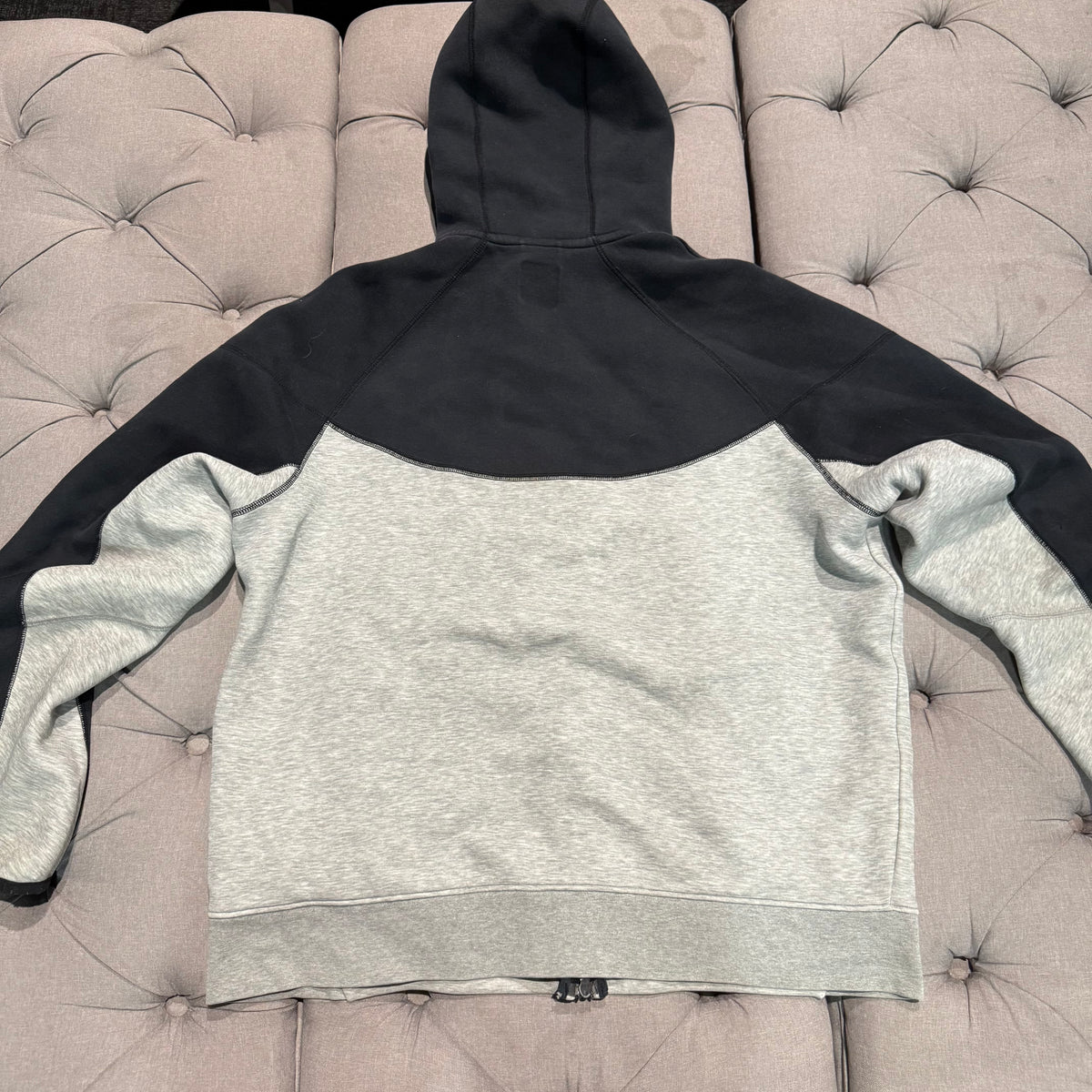 Nike Tech Fleece Jacket 'Grey Black' (Second hand)