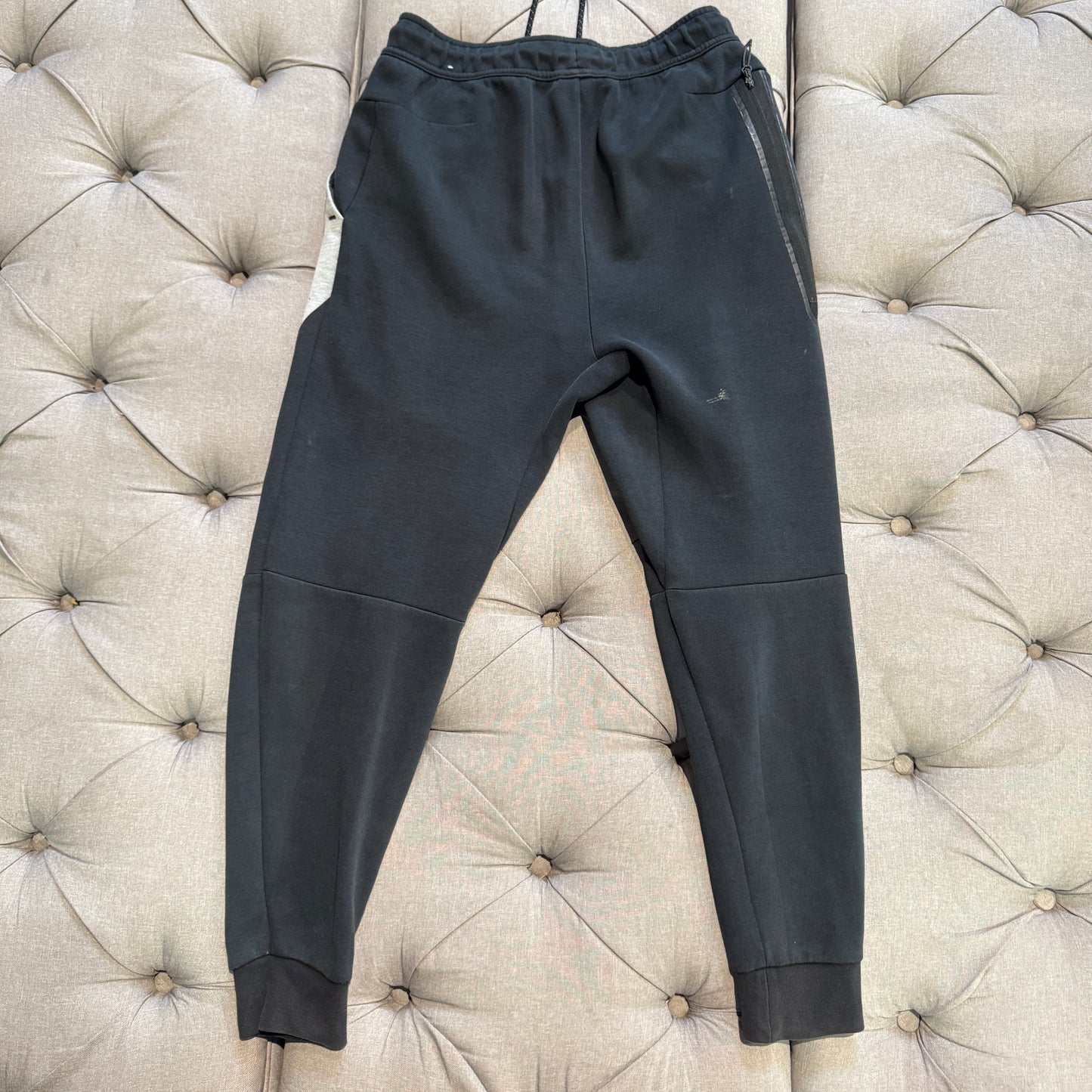 Nike Tech Fleece Pants 'Black Grey' (Second hand)