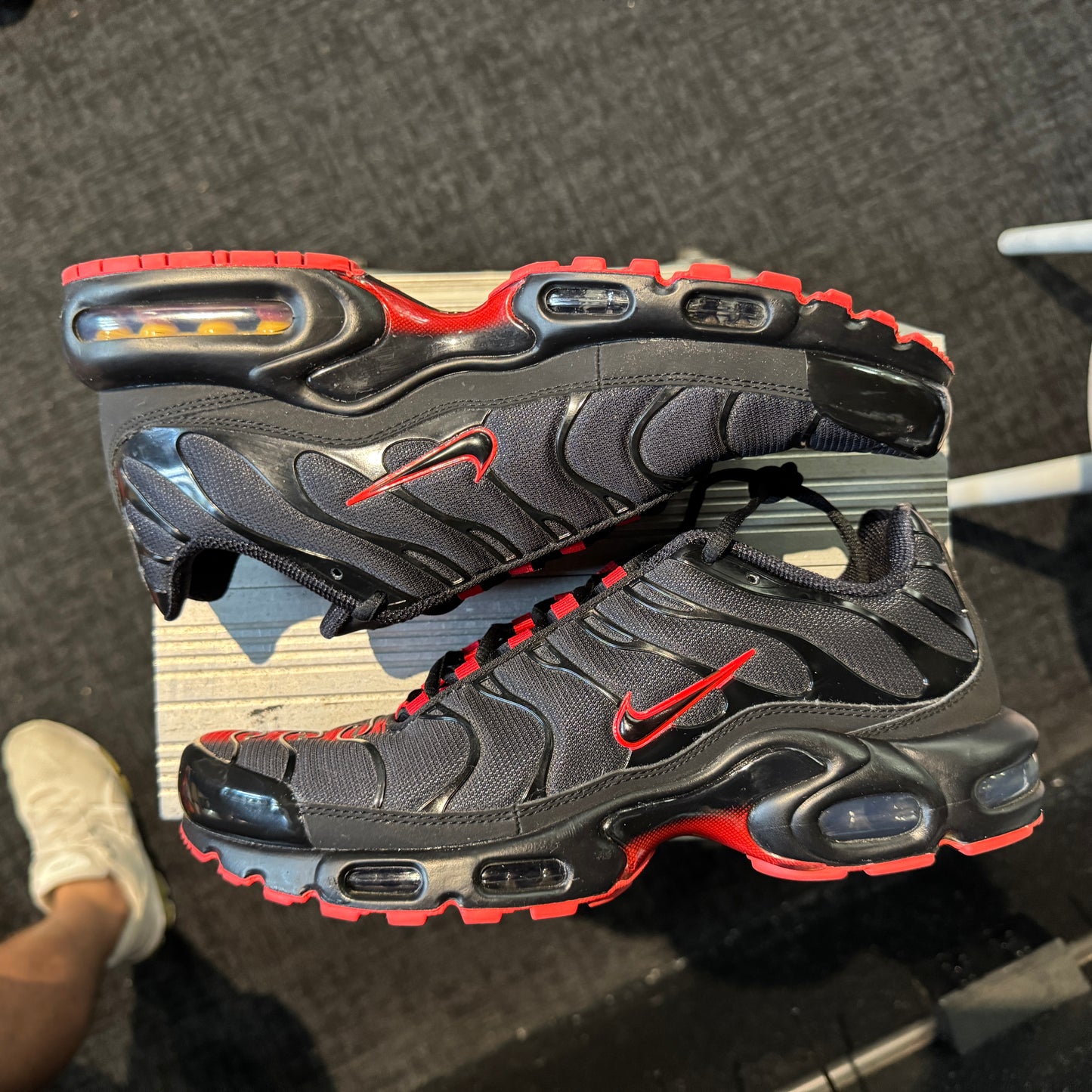Nike Air Max Plus TN 'Redback' (Second hand)
