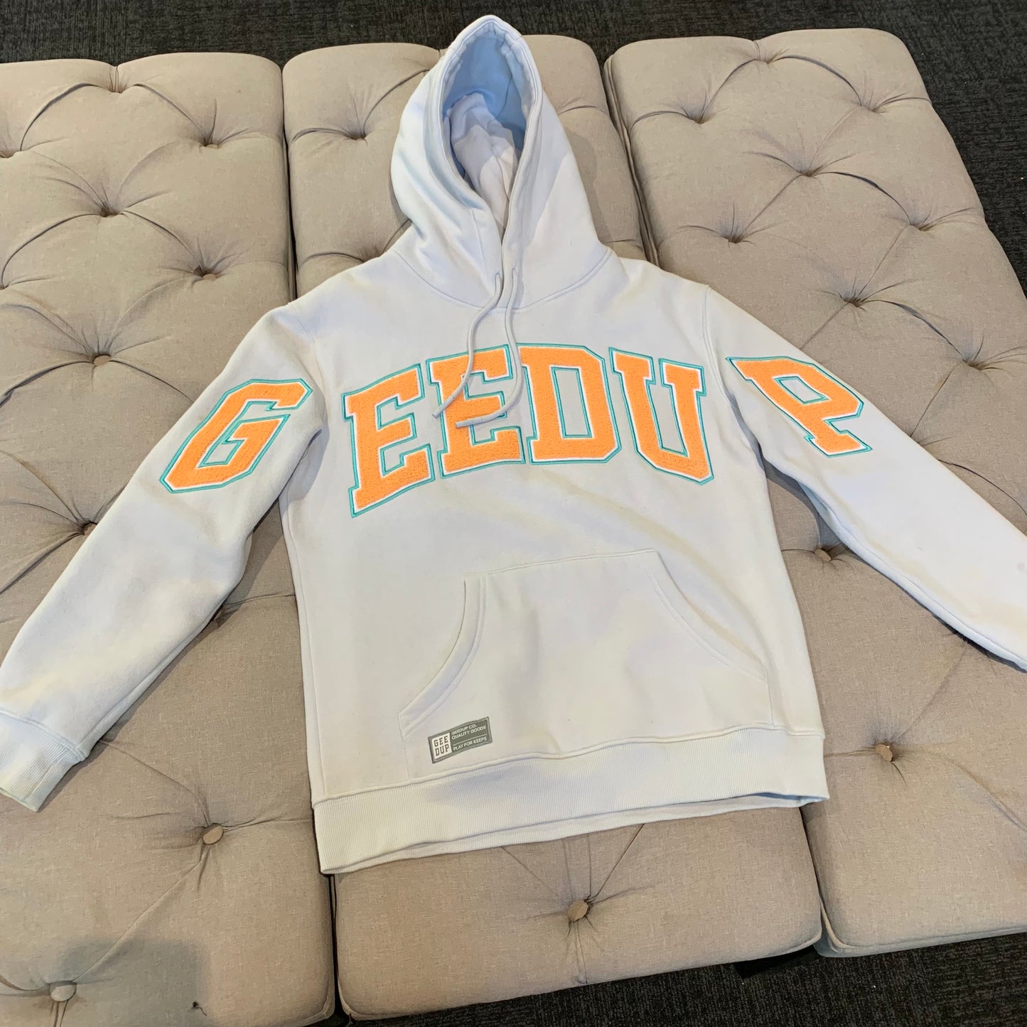 Geedup Team Logo Hoodie ‘Dolphin’ (Second hand)